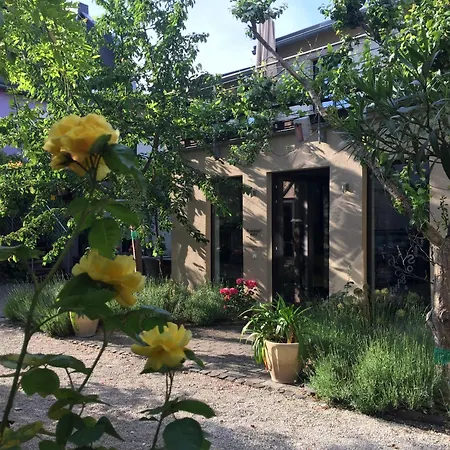 Jugendstil-hof 5*